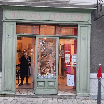 Vedrenne Valérie, Salon de Coiffure à Saint Aulaye-Puymangou