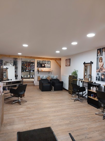 A Chacun Son Style, Salon de Coiffure à Montmorillon