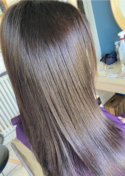 L'atelier Du Cheveu, Salon de Coiffure à Saint-André-d'Apchon