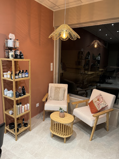 Le Salon By Jenn Coiffeur à Miribel-les-Échelles