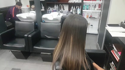 Riad Arago Hairstyle, Salon de Coiffure à Paris 13