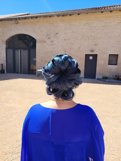 Laure Notin, Salon de Coiffure à Villieu-Loyes-Mollon