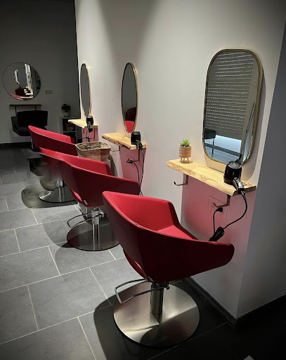 EN TETE A TETE AVEC JOHANNE, Salon de Coiffure à Saint-Étienne-du-Rouvray