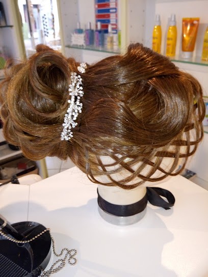 Cristel Coiff Christelle, Salon de Coiffure à Cloyes-les-Trois-Rivières
