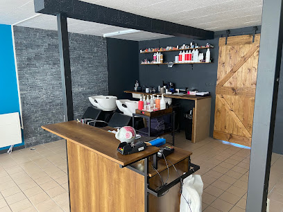 Atelier 15310 Coiffeur à Saint-Cernin