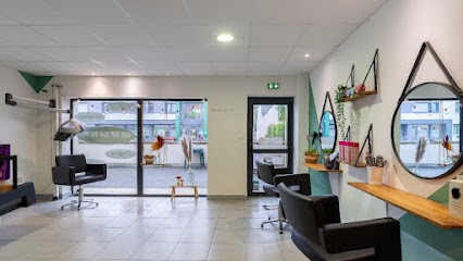 Les Mademoiselles H&H Salon De Beauté, Coiffure, Esthétique, Onglerie, Salon de Coiffure à Questembert