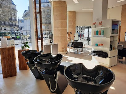 Salon Y, Salon de Coiffure à Paris 04
