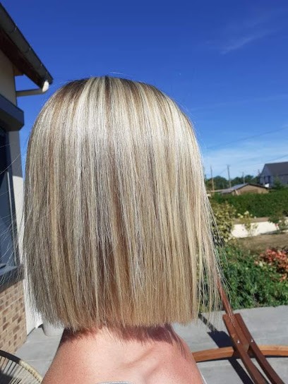 Lamy Chrystele, Coiffeur à Domicile à Arelaune-en-Seine