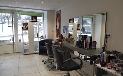 Coiffure Cécile, Salon de Coiffure à Coubon