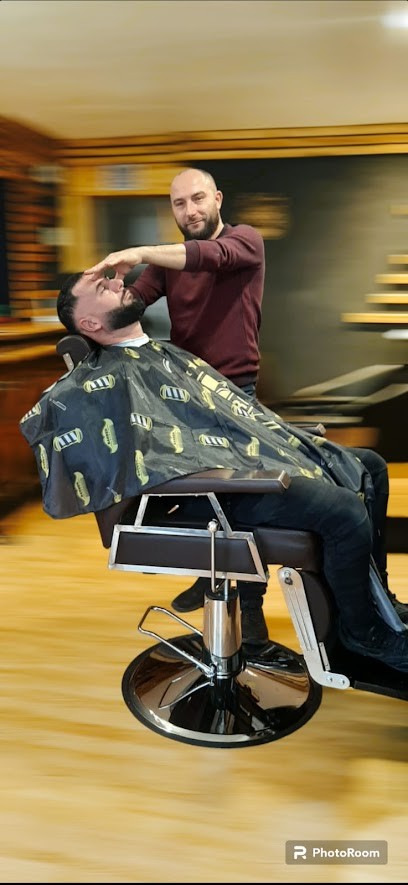 Barber Yasko, Salon de Coiffure à Publier