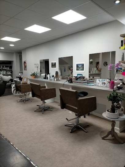 Les Ciseaux De Steph'Anie, Salon de Coiffure à Argelès-Gazost