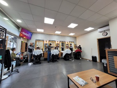 CLASS COIFFURE, Salon de Coiffure à Saint-Fons