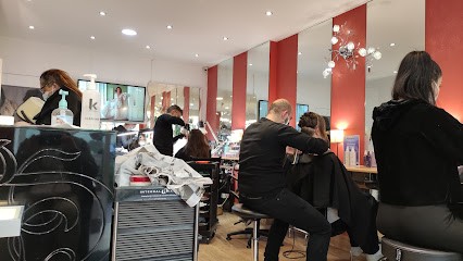 Valéna Coif - Coiffeur Suffren Paris, Salon de Coiffure à Paris 15