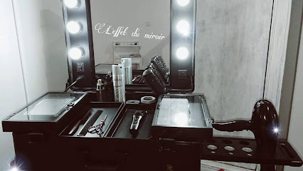 L'effet Du Miroir Coiffeur à Pont-Saint-Martin