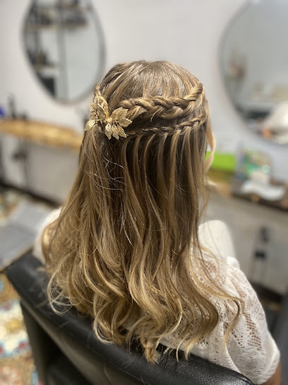 Létitia Levere Coiffeuse & Barber *Salon Privé Coiffeur à Faugères