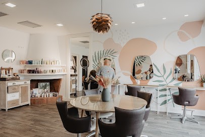 Alain Coiffure Alain hairstyle for Him for Her, Salon de Coiffure à Angresse