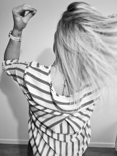 Charlène Coiffure En Salon Privatif Et À Domicile. Coiffeur à Cournon-d'Auvergne