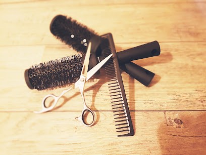 Dans L'Hair D'Hélène Coiffeur Créateur, Salon de Coiffure à Guessling-Hémering