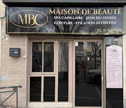 Maison De Beauté Coiffeur à Marseille 14