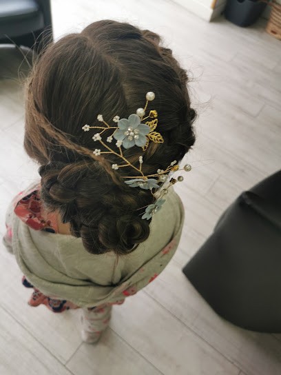 Bulles De Couleurs, Salon de Coiffure à Nozay