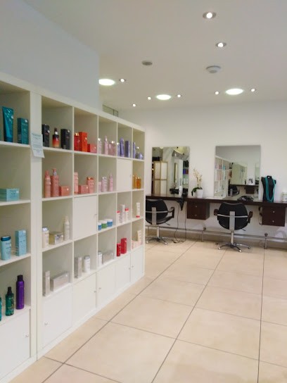 70th Avenue, Salon de Coiffure à Lyon 07