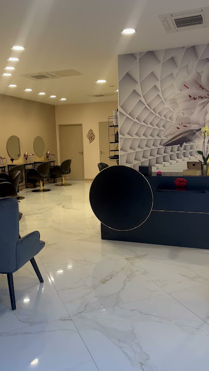 Maghelan By Héléna Magalhaes Hair Spa Coiffeur à Chaponnay