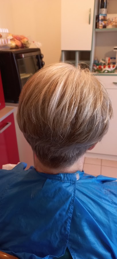Patricia coiffure à domicile, Coiffeur à Domicile à Étupes