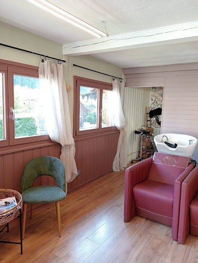By Marie Coiffure, Salon de Coiffure aux Houches