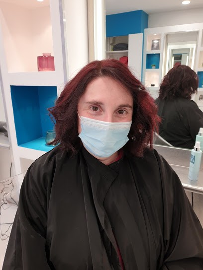 Girard Julien, Salon de Coiffure à Montceau-les-Mines