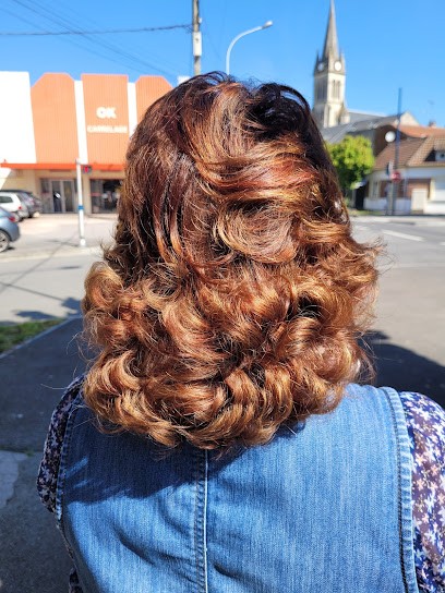 Evelyne Coiffure, Salon de Coiffure à Soissons