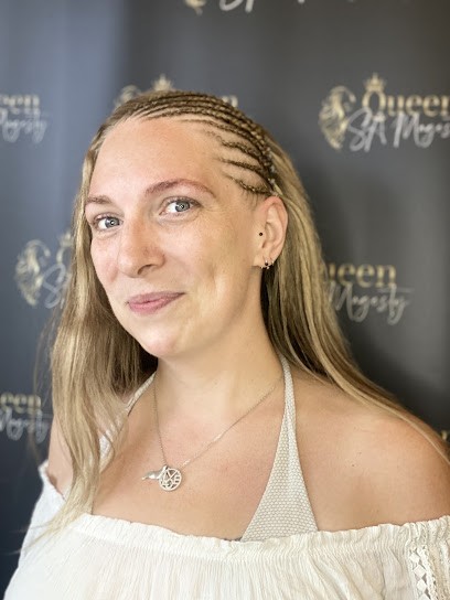 Queensamagesty, Salon de Coiffure à Clermont-l'Hérault