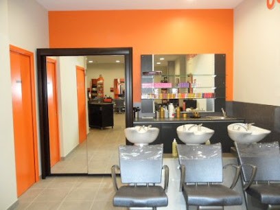 COUPES COULEURS Salons, Salon de Coiffure à Verniolle
