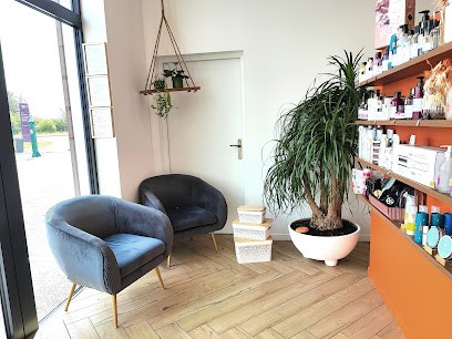 Les Créas D'Amélie - Chez L'Artisan Coiffeur, Salon de Coiffure à Saint-Hilaire-de-Chaléons