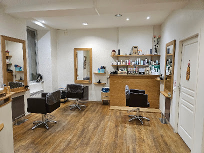Bl Hair By Brenda Coiffeur à Sorèze
