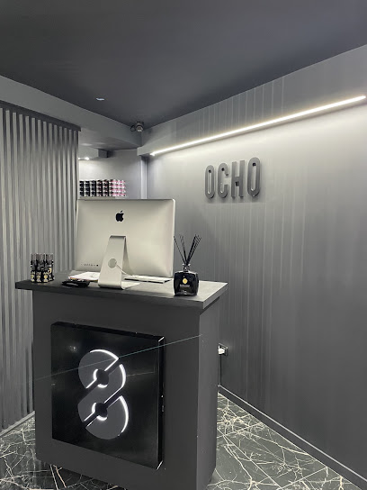 Ocho Barber Barbier à Arnouville