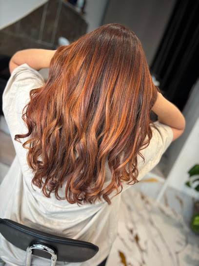 Instant Coiffure Et Massage Coiffeur à Tourves