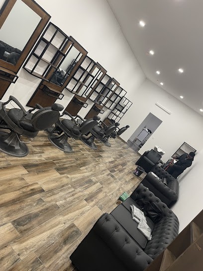 Qui T'a Coupé, Barbier à Achères