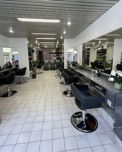 LAZAROVA COIFFURE, Salon de Coiffure à Versailles