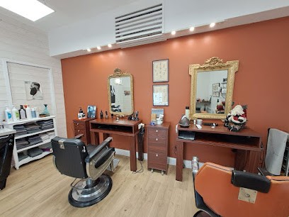 Moustache, Salon de Coiffure à Châtellerault