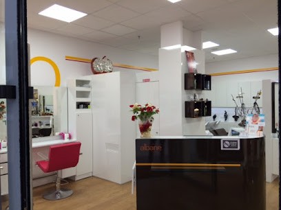 Camille Albane - Coiffeur Saint Pierre Du Mont, Salon de Coiffure à Saint-Pierre-du-Mont