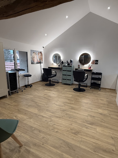 The Cocoon Flat Chez Studio Beauté Coiffeur à Saint-André-le-Puy