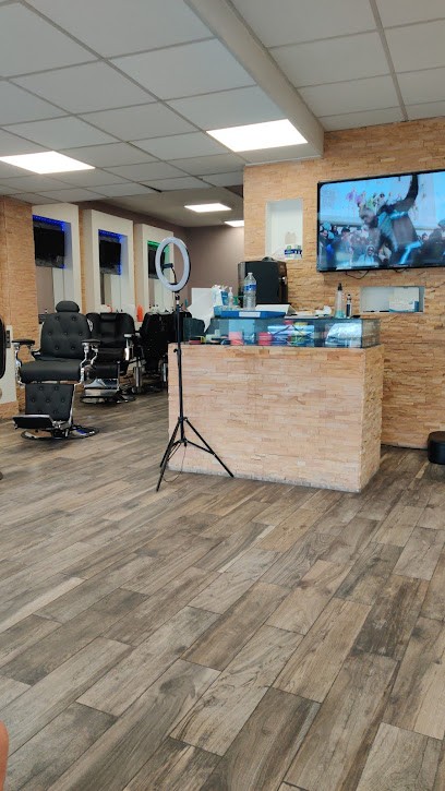 Mx Barber, Barbier aux Mureaux