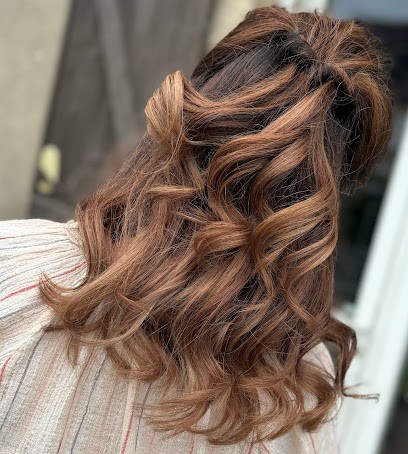 Coiffure Création, Salon de Coiffure à Ménétrol