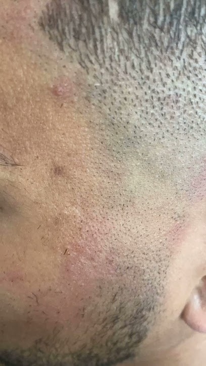 DAVID T. BARBERSHOP ( Sans Réservation), Salon de Coiffure à Marseille 06