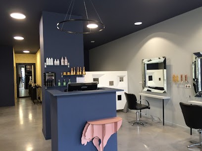 Le Boudoir, Salon de Coiffure au Teil