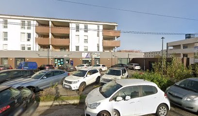 Bouchra Liss, Salon de Coiffure à Bourgoin-Jallieu