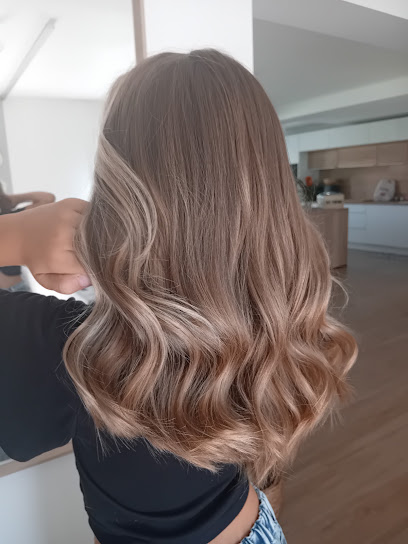 D'mél Coiffeur à Pussay