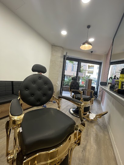 Wafa, Salon de Coiffure à Saint-Ouen