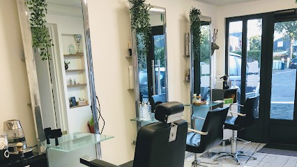 MARIE B . COIFFURE, Salon de Coiffure à Montlouis-sur-Loire