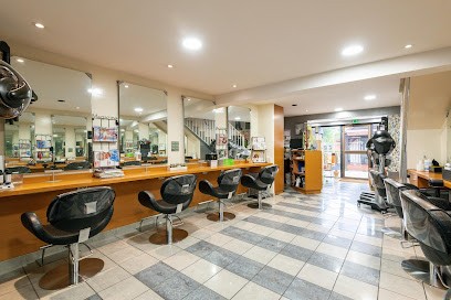 L'Essentiel, Salon de Coiffure à Montigny-le-Bretonneux